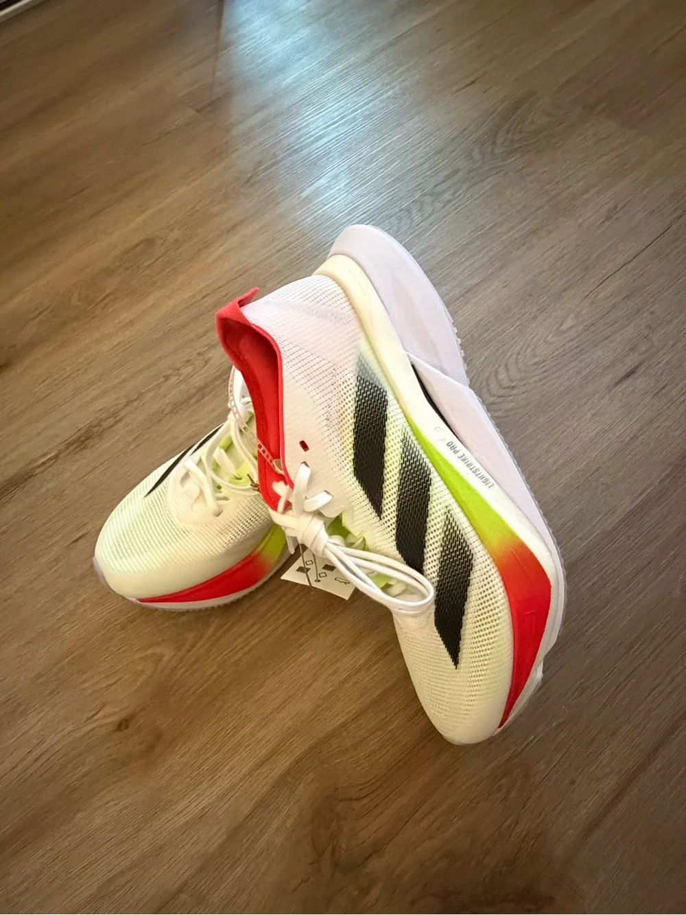NEW ✨ Adidas Adizero Boston 12 - Women's 5 / Men's 3.5 - White / Neon / Red ✨